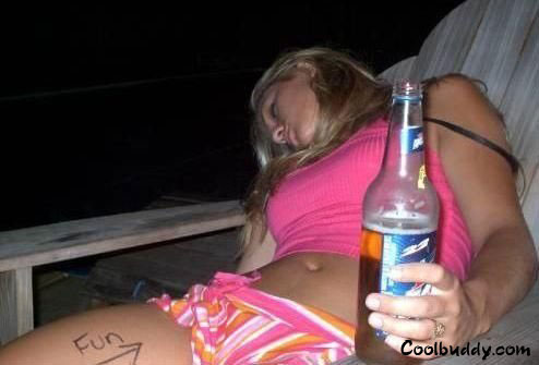 hammered-chick-at-the-party.jpg