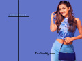 Amrita Arora Wallpapers  800 X 600